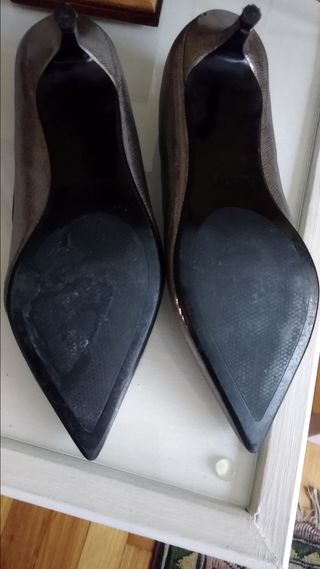 zapatos gris perla
