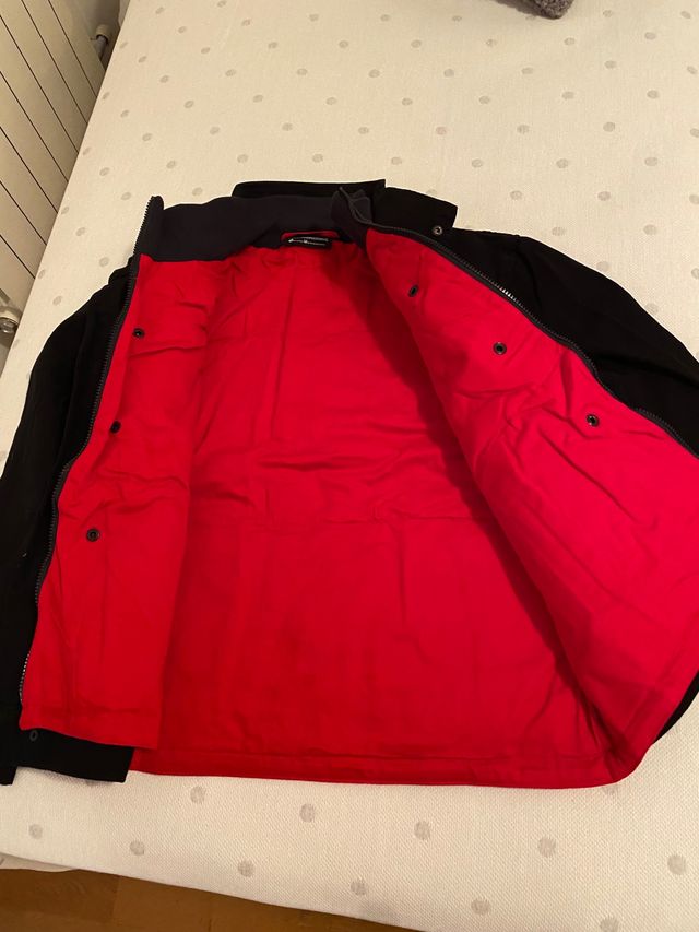 Cazadora sin estrenar