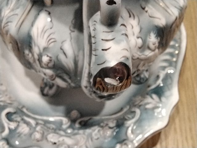 Sopera portuguesa decorativa