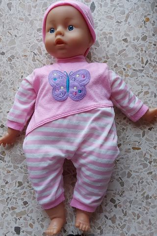 Muñeco Bebé con cuerpo de trapo.