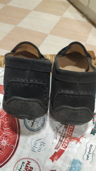 REB.ZPATO  AMERICAN WOLF,UNISEX. Uso 2 veces..N.41