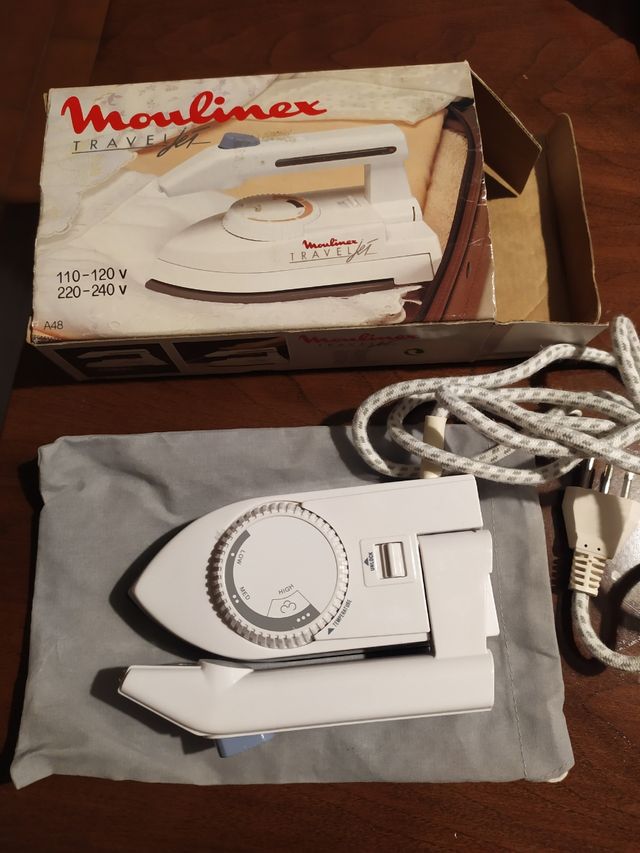 FERRO STIRO DA VIAGGIO