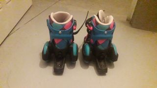 Patines marca Avigo, para niñas de 3 a 5 años.