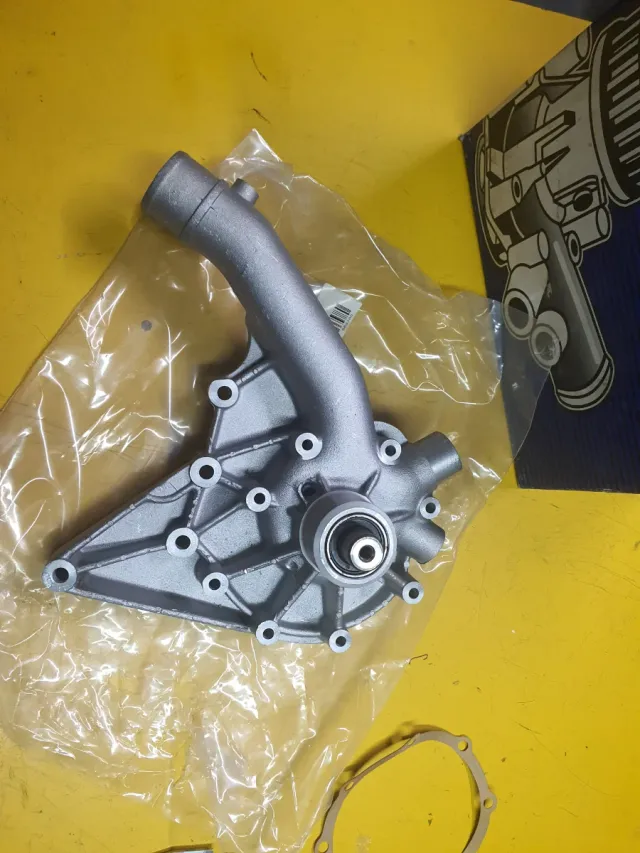 Bomba agua sachs mercedes clase g w461 T1w601 w123