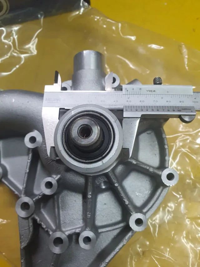 Bomba agua sachs mercedes clase g w461 T1w601 w123