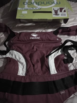 Mochila portabebe manduca