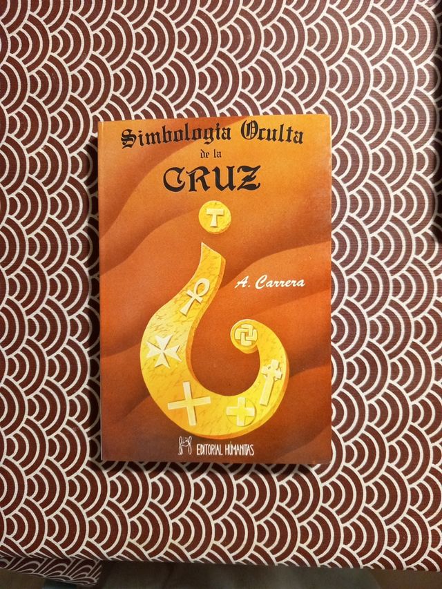 Simbologia oculta de la cruz de A. Carrera
