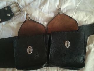 RIÑONERA DE CUERO Auténtico