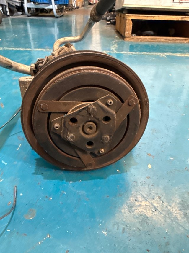 Compresor aire acondicionado Nissan Almera 02