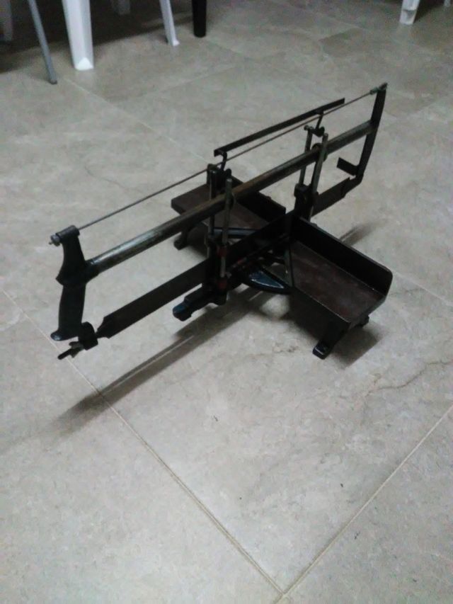 Ingletadora para madera vintage