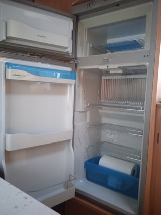 nevera trivalente dometic