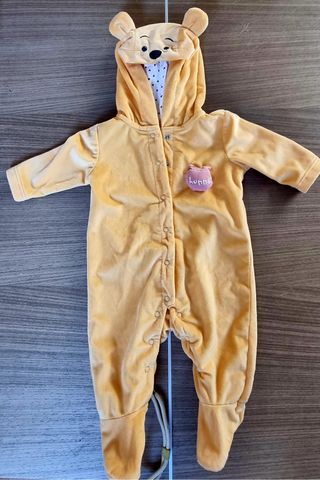 Buzo mostaza de winnie de pooh