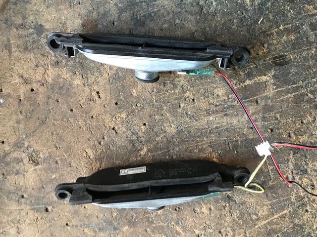 Altavoces tv samsung LE32R86BD