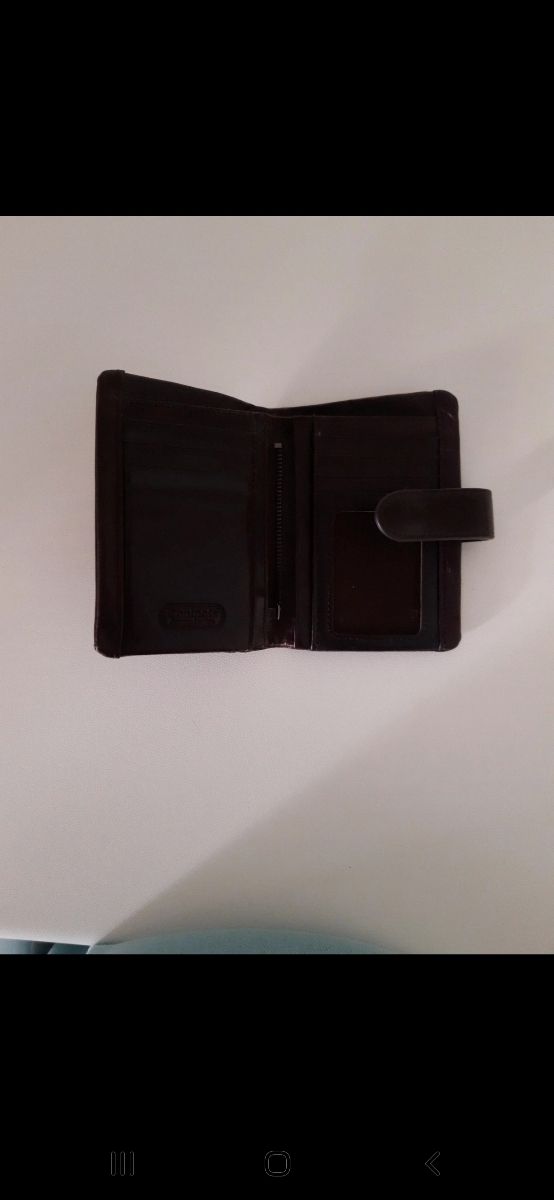 portafoglio uomo in pelle marrone