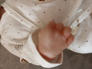 Muñeco bebé recién nacido