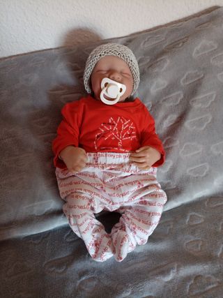 Muñeco bebé recién nacido