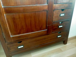 Armario colonial Banak