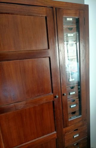 Armario colonial Banak