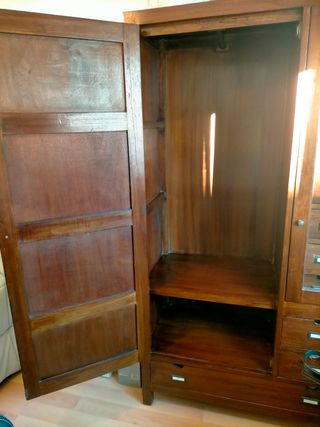 Armario colonial Banak