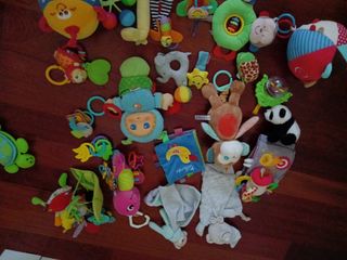 Lote de juguetes bebe