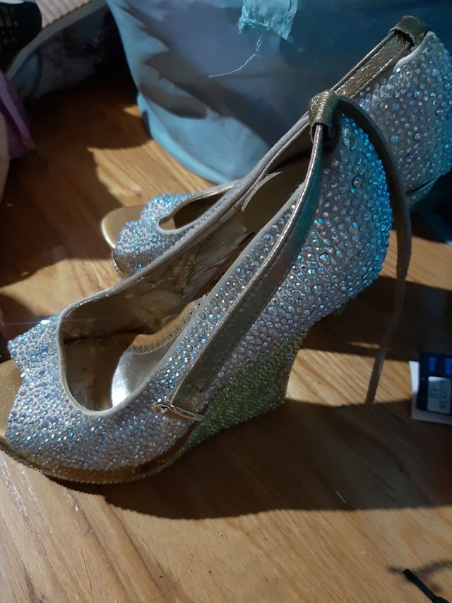 sandalias de piedras