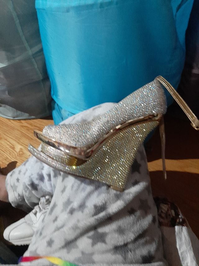 sandalias de piedras