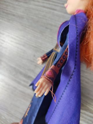 muñeca cantarina anna de frozen disney