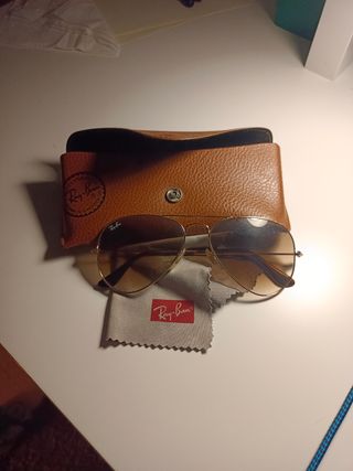 Gafas aviador Ray-Ban sin usar. 