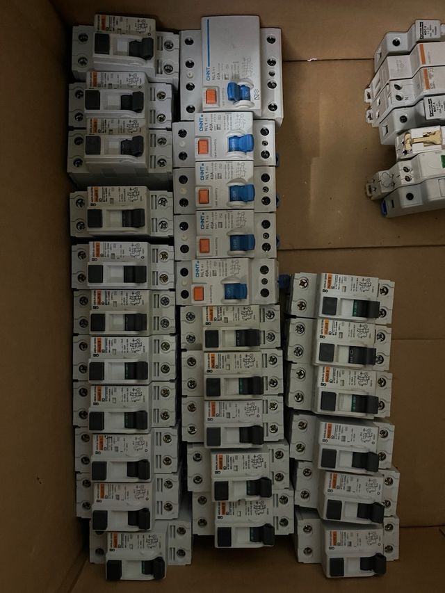 Merlín Gerin magnetotermicos diferenciales