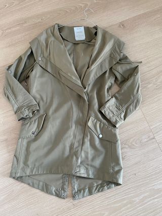 Parka verde, perfecta para entretiempo, primavera