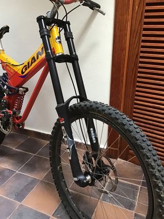 Bici descenso - Giant ATX One (Madrid-Las Tablas)