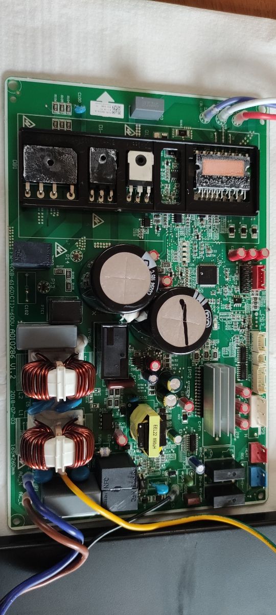 Placa electrónica aire acondicionado