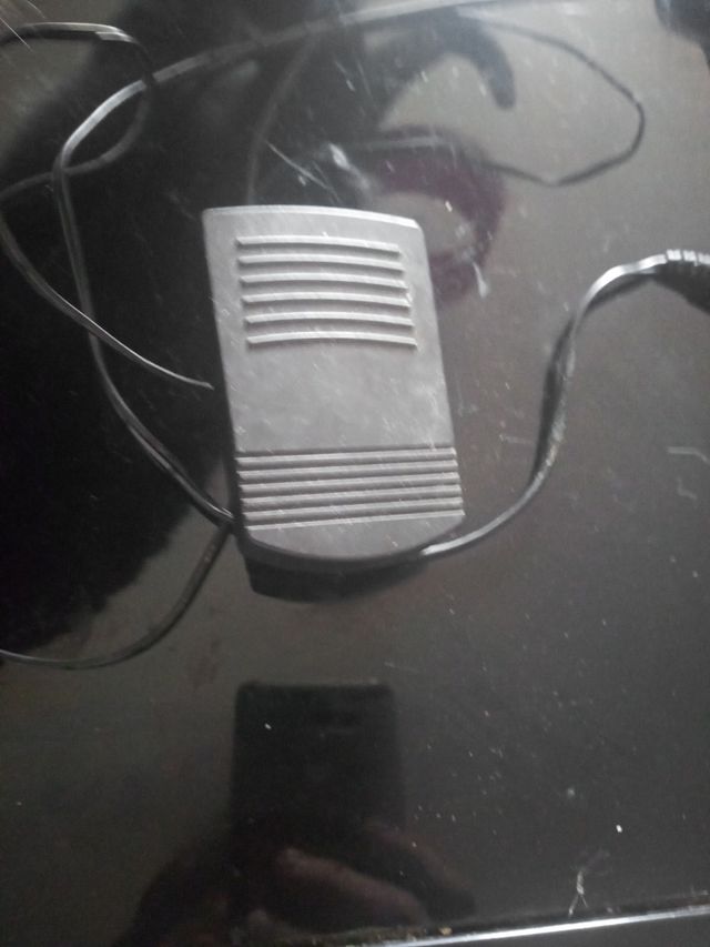 Mini pedal maquina coser.