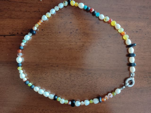 collar de perlas cultivadas y cornalina