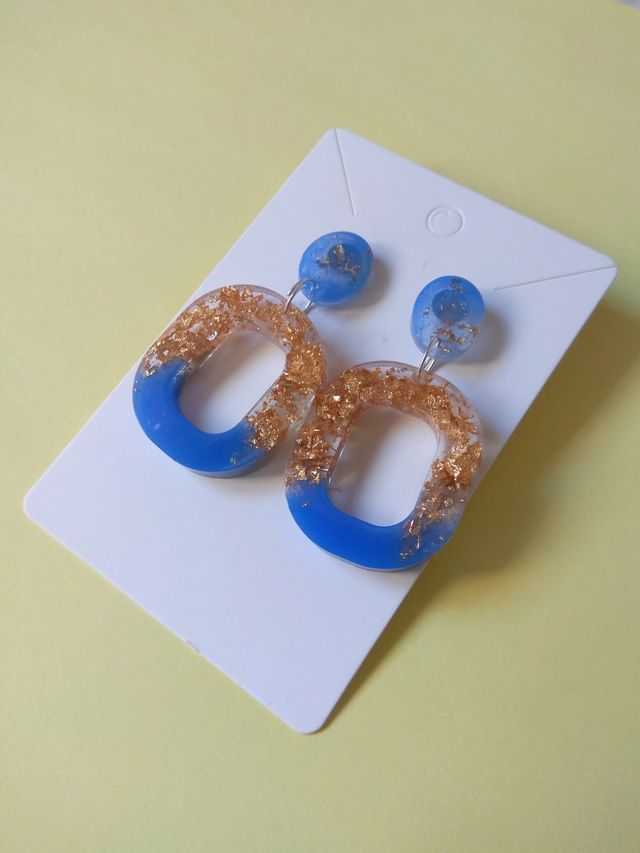 pendientes de resina 