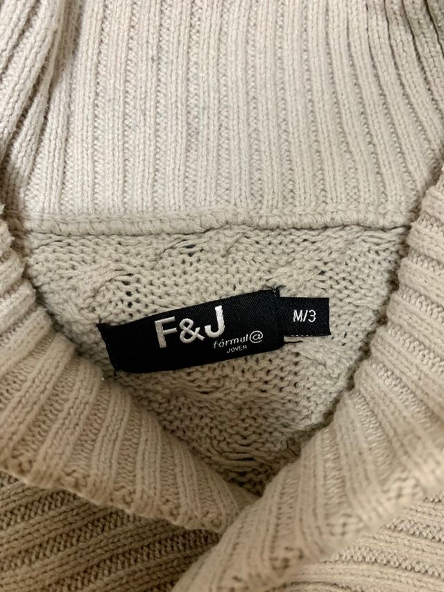 Maglione lavorato a maglia