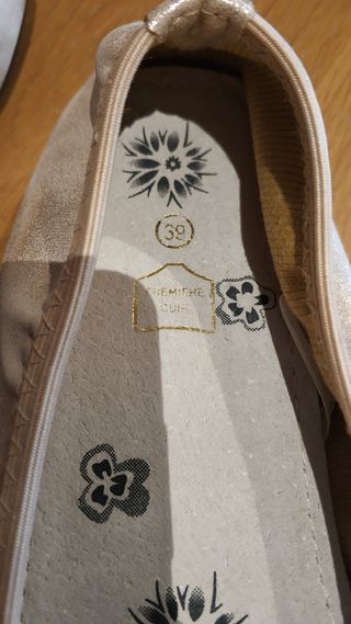 Bailarinas doradas con flor talla 37