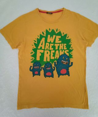 Camiseta Pull&Bear con mensaje