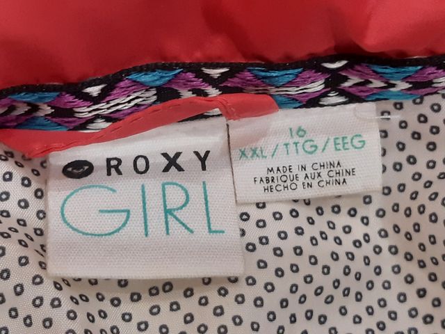 Abrigo Roxy talla 16.