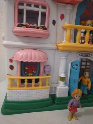 JUGUETE CASA MUÑECAS KEENWAY. LUZ Y SONIDO