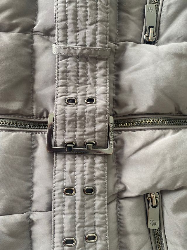 Cappotto in piuma d'argento grigio Zara