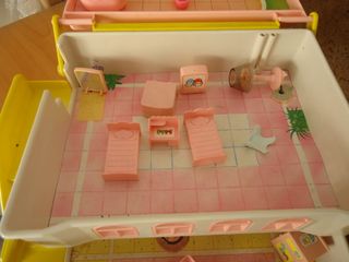 juguete la casa de family de feber o castillo , pi