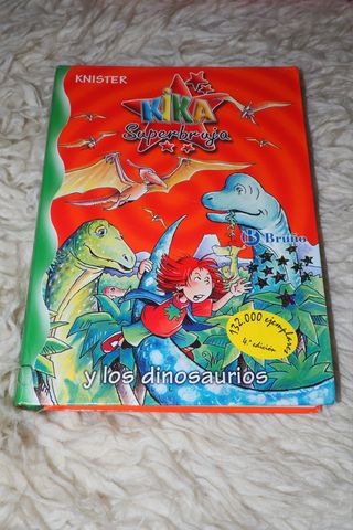 2 Libros Kika Superbruja 
