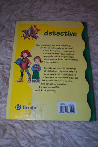 2 Libros Kika Superbruja 