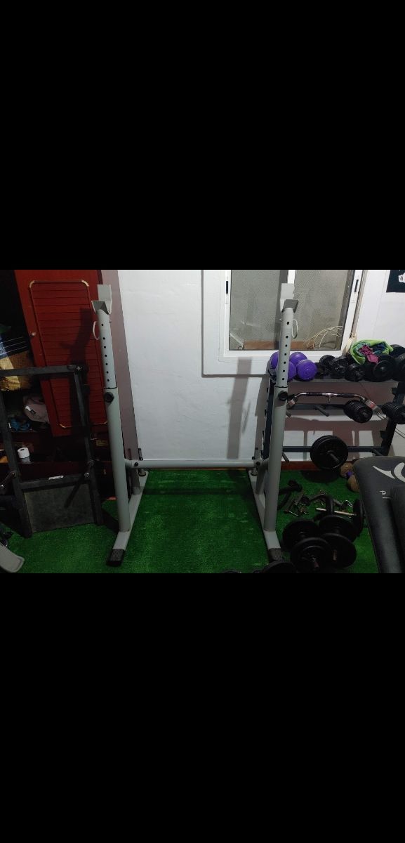 banco para sentadillas y pectoral