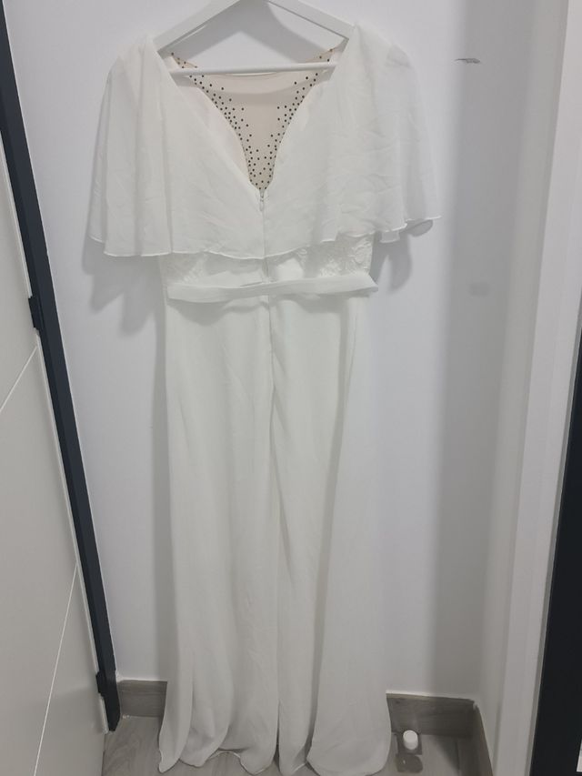 Vestido blanco estilo mariposa