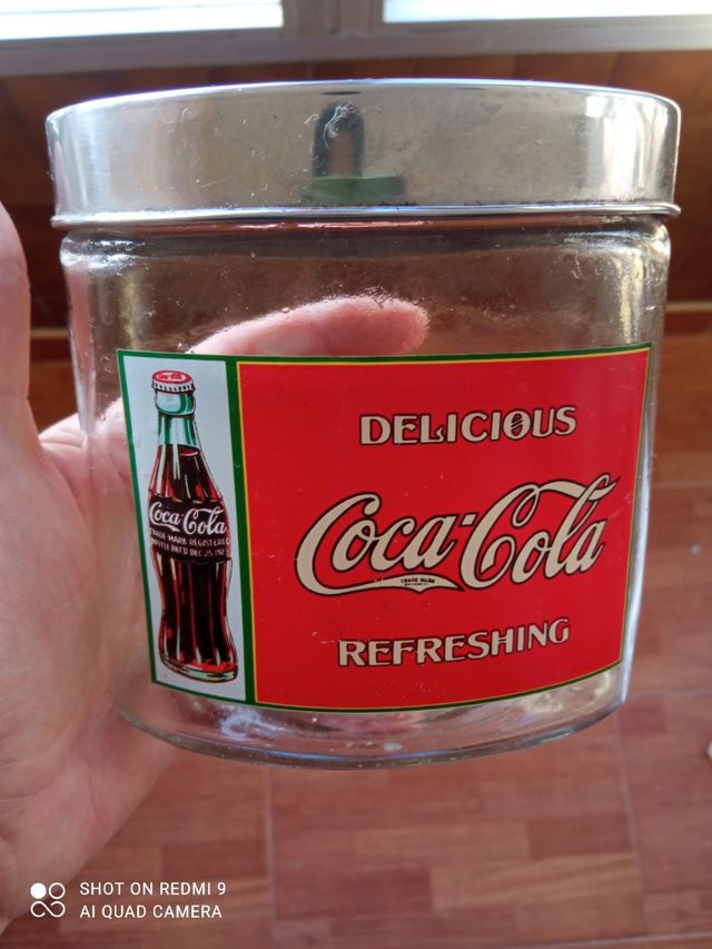 Vintage Bote o Tarro Publicitario Coca Cola