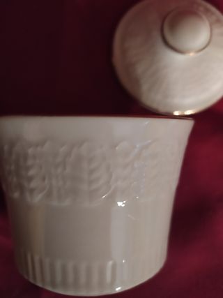 Vajilla Pontesa filo dorado