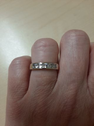 ANILLO ORO BLANCO Y CIRCONITAS