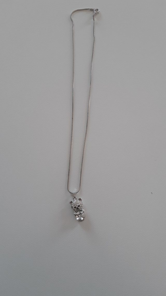 collana con pendente orsetto